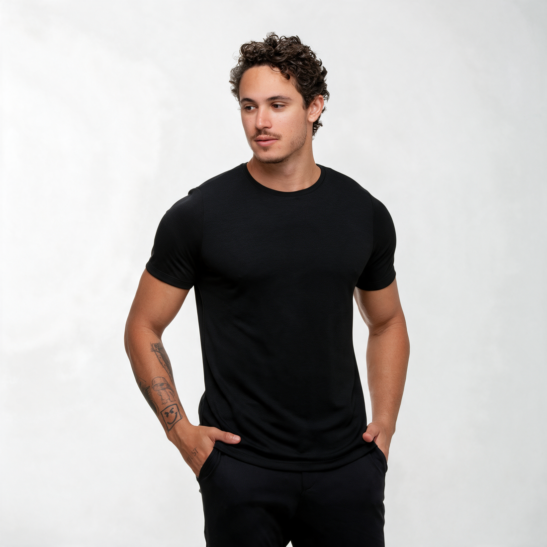 Camiseta Trevis Veritas Básica preta em modal e liocel